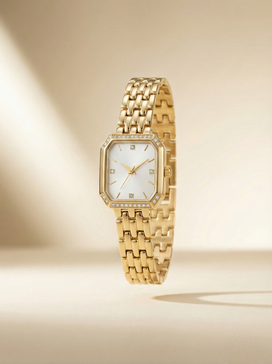 Minimalist Gold Kordonlu Kadın Saat