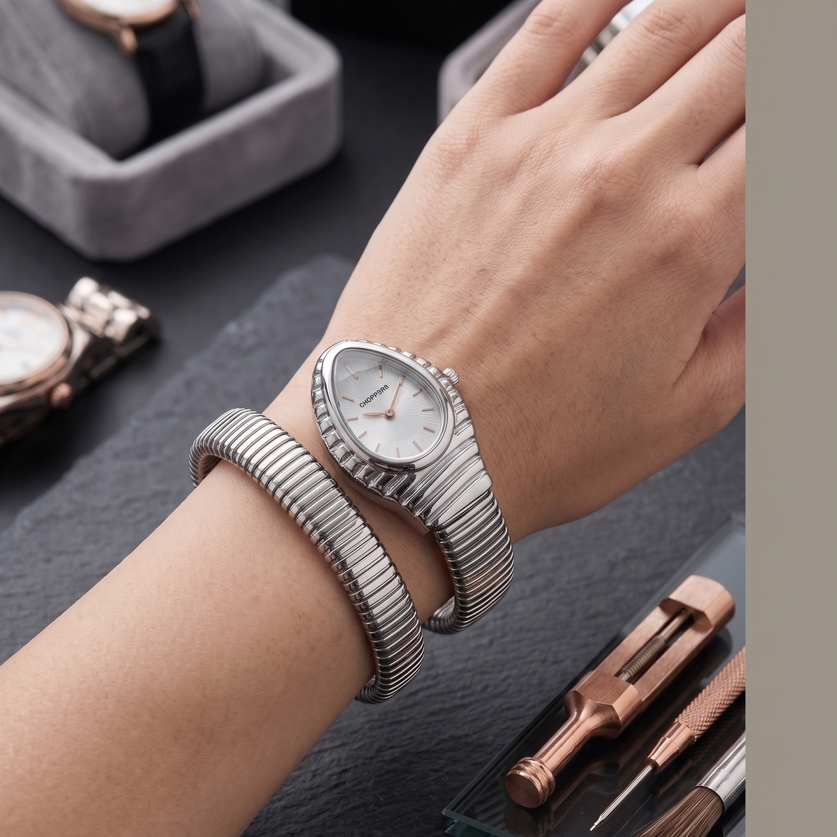 Yılan Modeli Çelik Kordon Kadın Saat